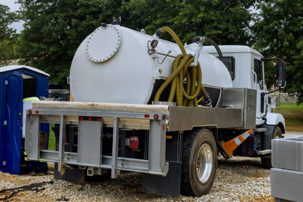 Best Portable restroom trailer rental  in Montgomery, IN